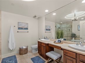 12044 Hoffman Street 204, Studio City CA 91604