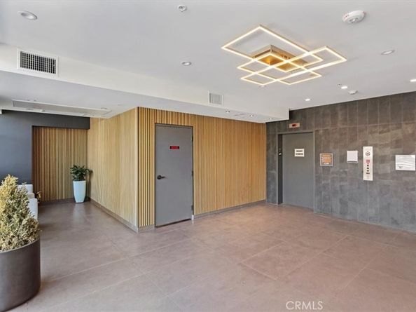 321 S Oxford Avenue 606, Los Angeles CA 90020