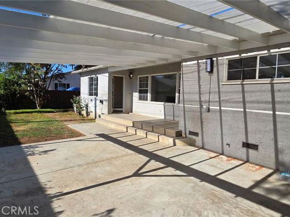 8849 Swinton Avenue, North Hills CA 91343