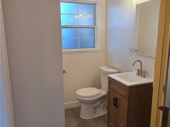 8849 Swinton Avenue, North Hills CA 91343