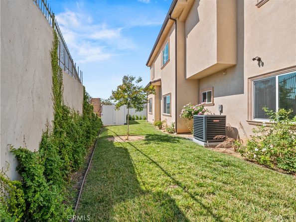 12519 Haleh Lane, Sylmar CA 91342