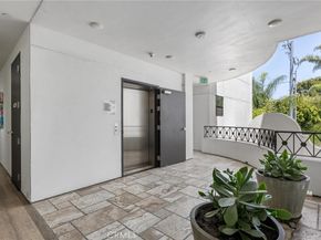 5253 Vantage Avenue 202, Valley Village CA 91607