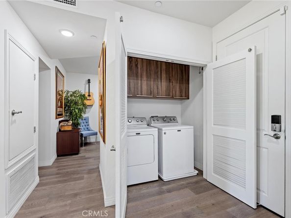 5253 Vantage Avenue 202, Valley Village CA 91607