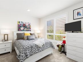 5253 Vantage Avenue 202, Valley Village CA 91607