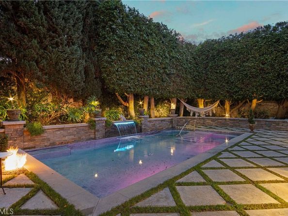 3158 Oakshire Drive, Los Angeles CA 90068