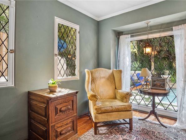 3158 Oakshire Drive, Los Angeles CA 90068