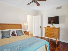 3158 Oakshire Drive, Los Angeles CA 90068