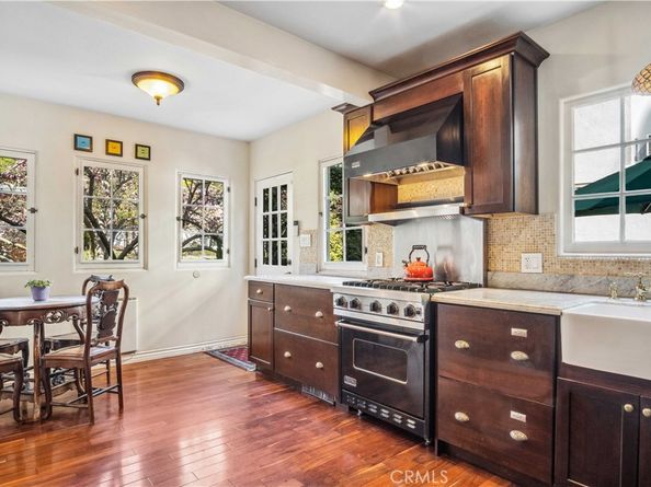 3158 Oakshire Drive, Los Angeles CA 90068