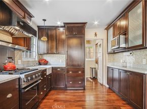 3158 Oakshire Drive, Los Angeles CA 90068