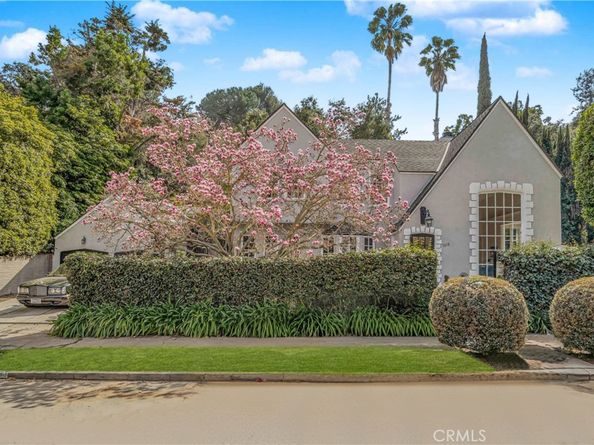 3158 Oakshire Drive, Los Angeles CA 90068