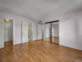 5414 Newcastle Avenue 8, Encino CA 91316