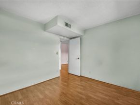 5414 Newcastle Avenue 8, Encino CA 91316