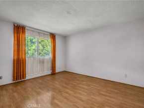 5414 Newcastle Avenue 8, Encino CA 91316