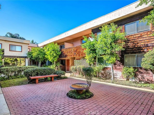 5414 Newcastle Avenue 8, Encino CA 91316
