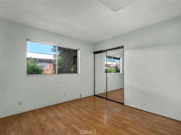 5414 Newcastle Avenue 8, Encino CA 91316