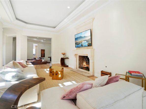 13320 Mulholland Drive, Beverly Hills CA 90210