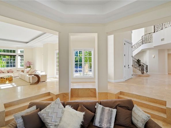 13320 Mulholland Drive, Beverly Hills CA 90210