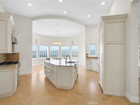 13320 Mulholland Drive, Beverly Hills CA 90210