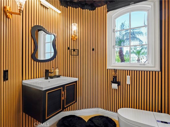 13320 Mulholland Drive, Beverly Hills CA 90210