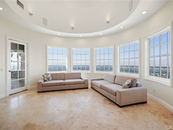 13320 Mulholland Drive, Beverly Hills CA 90210