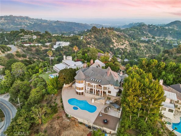 13320 Mulholland Drive, Beverly Hills CA 90210