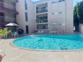 4487 Colbath Avenue 101, Sherman Oaks CA 91423