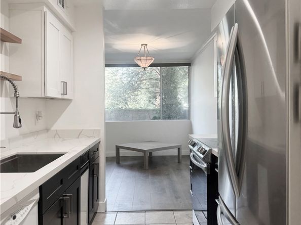 4487 Colbath Avenue 101, Sherman Oaks CA 91423