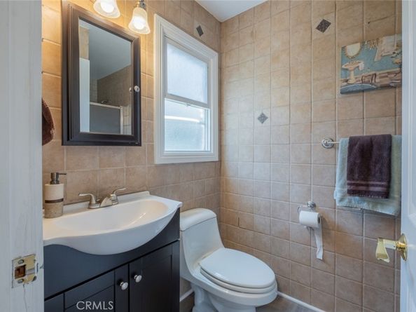 16732 Lassen Street, Northridge CA 91343