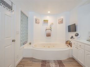 16732 Lassen Street, Northridge CA 91343