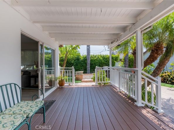 16732 Lassen Street, Northridge CA 91343