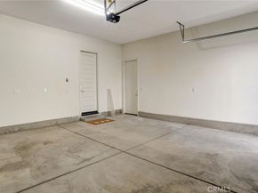 190 Scale, Irvine CA 92618