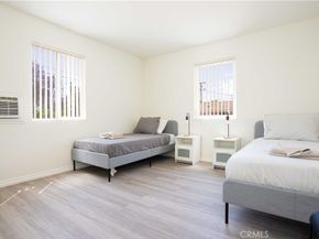 1168 W 35th Street, Los Angeles CA 90007
