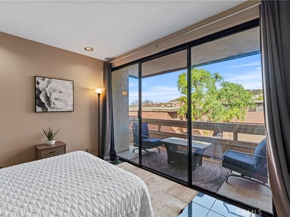 2525 E 19th Street 24, Signal Hill CA 90755