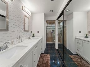 2525 E 19th Street 24, Signal Hill CA 90755