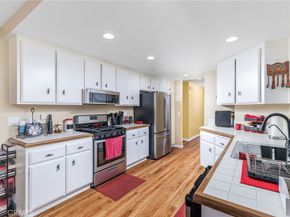 332 Mahogany Gln, Escondido CA 92026