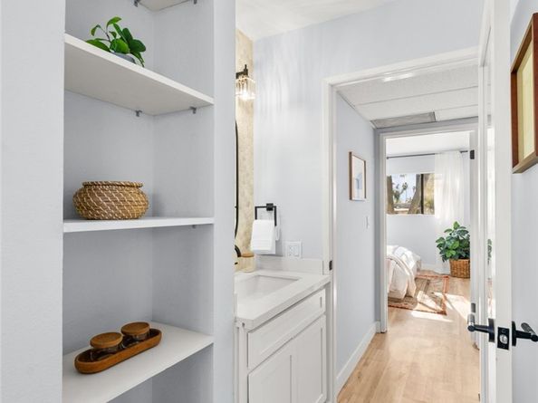 2500 Abbot Kinney Unit 10, Venice CA 90291