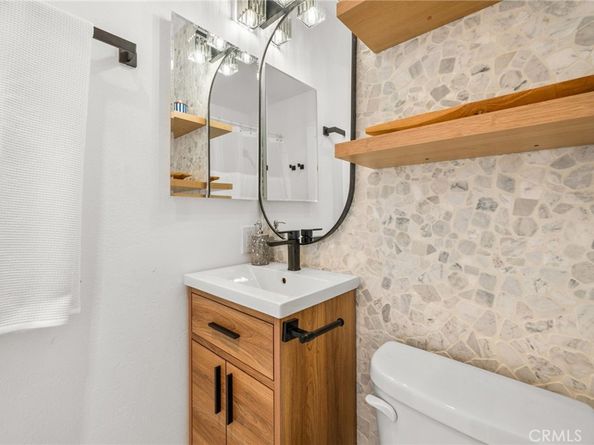 2500 Abbot Kinney Unit 10, Venice CA 90291