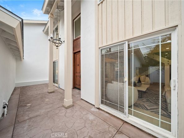 12 Whitewood Way, Irvine CA 92612