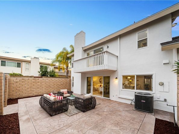 12 Whitewood Way, Irvine CA 92612