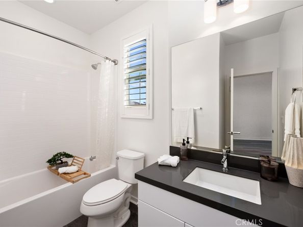 26 Prominence, Lake Forest CA 92630