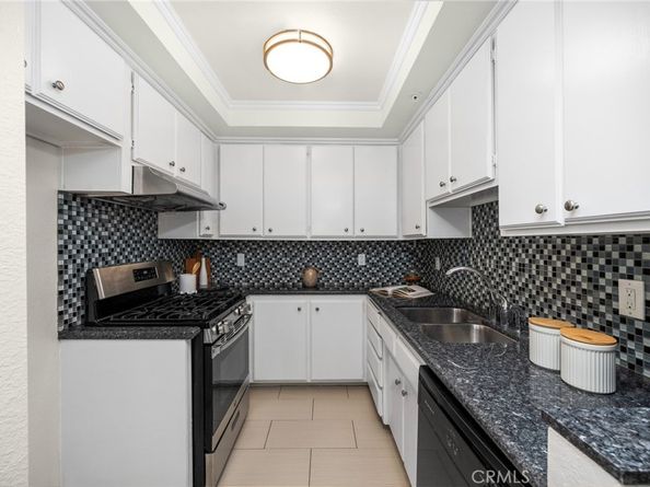 222 S Catalina Avenue 8, Pasadena CA 91106