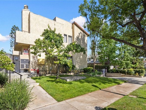 222 S Catalina Avenue 8, Pasadena CA 91106