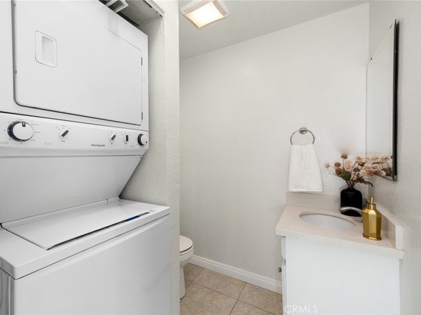 222 S Catalina Avenue 8, Pasadena CA 91106