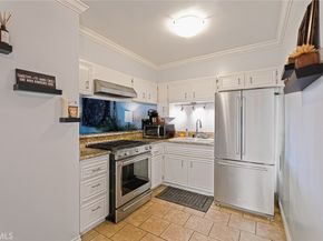 15344 Weddington, Sherman Oaks CA 91411