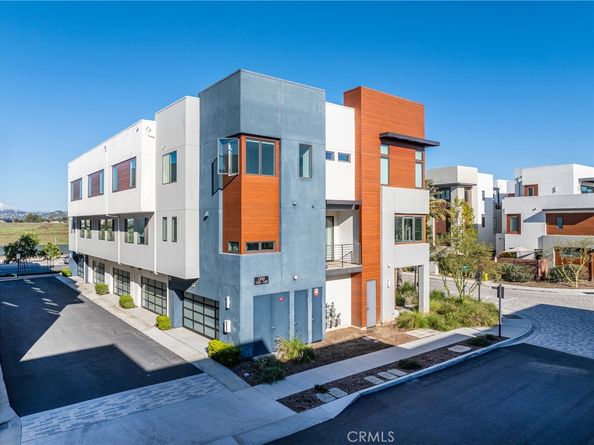 159 Waypoint, Tustin CA 92782