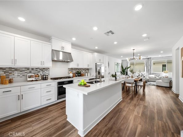 159 Waypoint, Tustin CA 92782