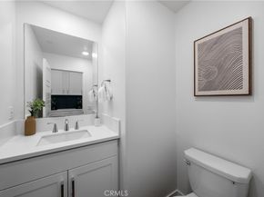 159 Waypoint, Tustin CA 92782