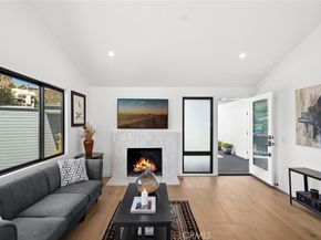990 Meadowlark Drive, Laguna Beach CA 92651
