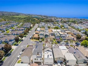 717 Orchid Avenue 1/2, Corona Del Mar CA 92625