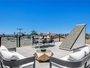 717 Orchid Avenue 1/2, Corona Del Mar CA 92625